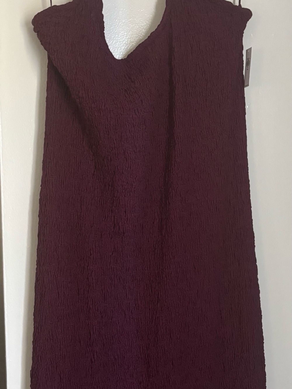 Sleeveless V-Neck Textured Midi Dress - Deep Plum